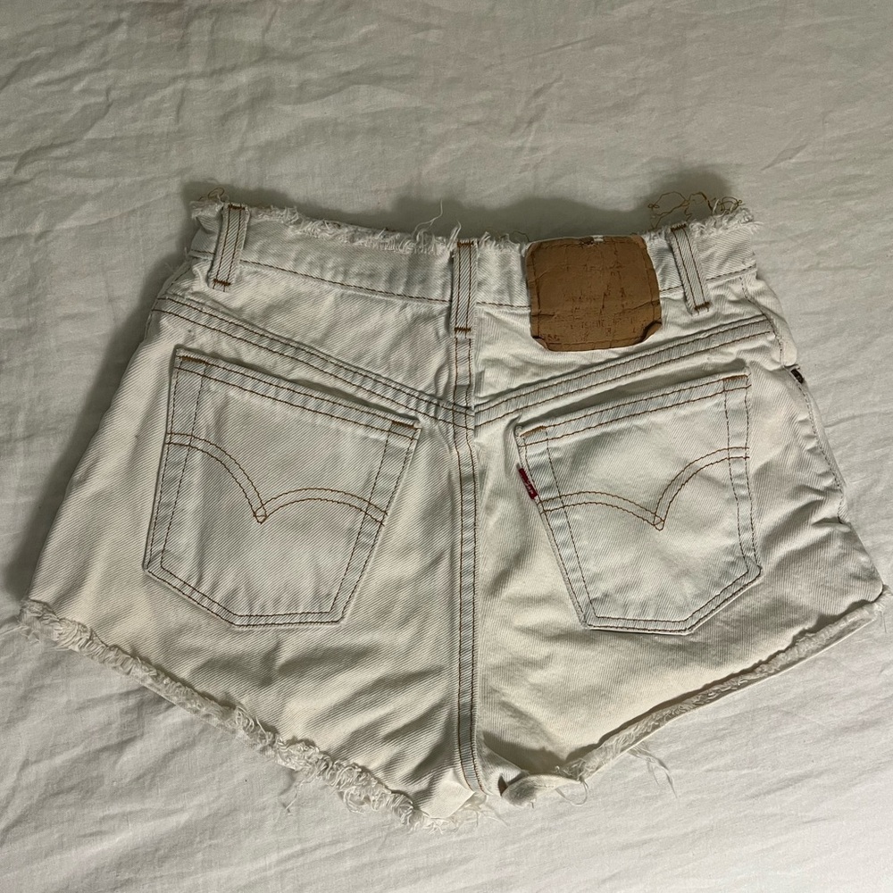 Levi’s vintage high waisted white denim shorts